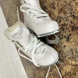 Cameo by Jackson figure skates sz 10j
